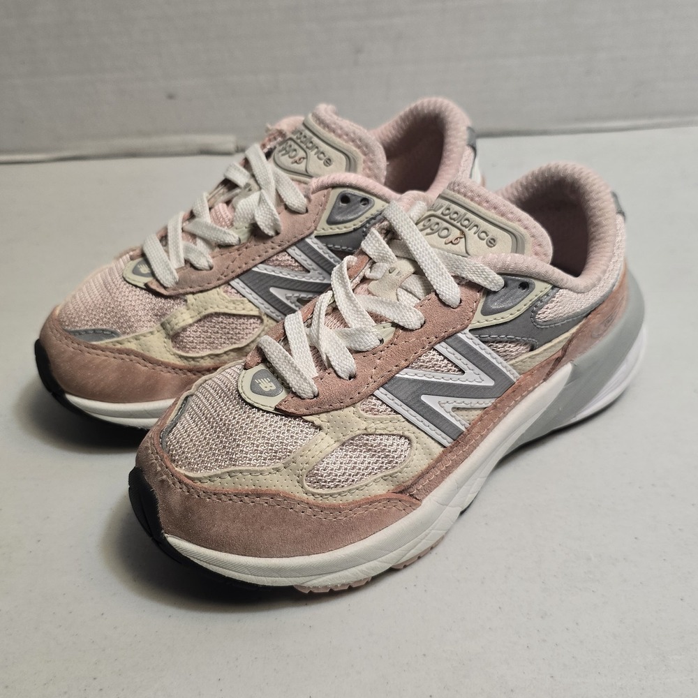 New Balance 990v6  Youth Girl Shoes Size 13.5C (XW) Pink Gray Suede Lightly Worn